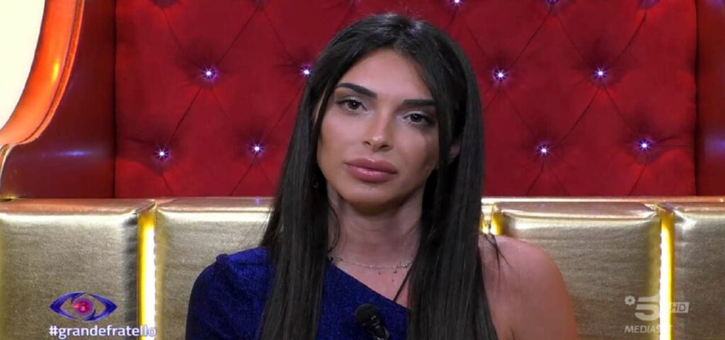 Il web attacca Greta Rossetti: “Non siete cool se fate del male”/ “Chi di voi è senza peccato, scagli la prima pietra”