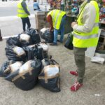 Polizia locale sequestra 1.200 articoli durante banchetti fuori misura a Venezia
