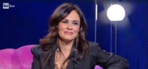 Maria Grazia Cucinotta è felicemente sposata con Giulio Violati e hanno una figlia di nome Giulia...