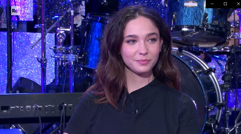 La storia d'amore tra Alessandro De Santis e la fidanzata Matilda De Angelis dei Santi Francesi...