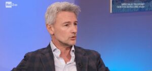 Roberto Farnesi: “Ansioso, pigro e leale. Fortunato con le donne, ma ho perso un’occasione…”