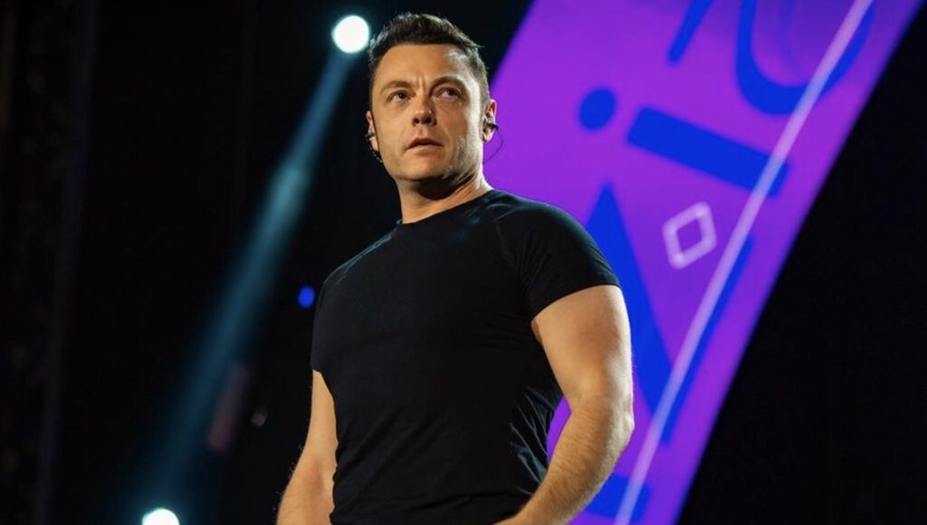 tiziano-ferro-etero.jpg