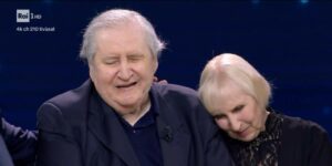 Vincenzo Mollica dedica il Premio David Speciale di Donatello a sua moglie, sua figlia e Lello Bersani: “Viva il cinema”