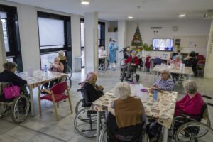 Barbagallo: “Occorre un cambio di rotta nella politica e nella società per contrastare gli abusi sugli anziani”