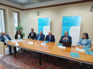 A Catanzaro, nel 2023, l'economia calabrese ha subito un rallentamento a causa della perdita di...