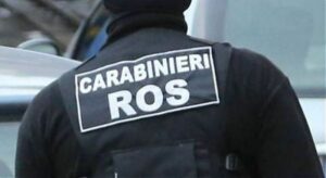 I carabinieri del ROS, insieme ai militari del Comando provinciale di Reggio Calabria e dello...