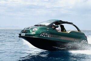 Debutto al Top Marques di Monaco per l’Abarth Offshore: un successo strepitoso.