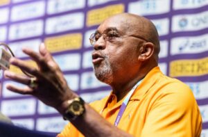 Il 21 luglio 2022 negli Stati Uniti, a Eugene, il campione olimpico Tommie C. Smith si trova a una...