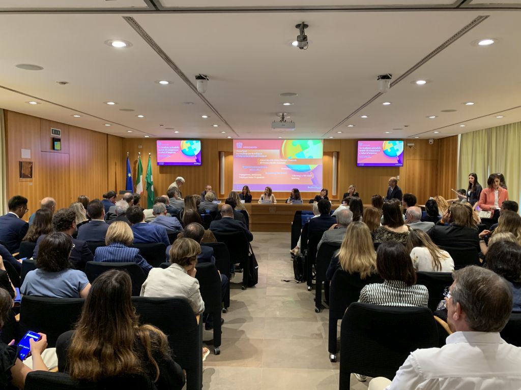 Assolombarda ha presentato una ricerca sulle Academy aziendali, focalizzandosi sull'importanza di...