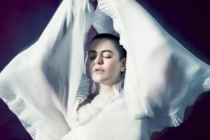 Il prossimo venerdì 21 giugno, uscirà la raccolta digitale "23 ORE" di Silvia Salemi. Questa...