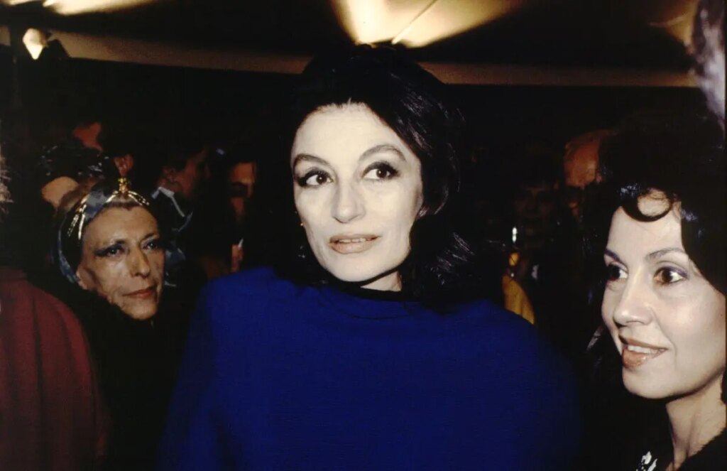 L’ultimo saluto ad Anouk Aimée, la talentuosa attrice francese che ha recitato in “La dolce vita”