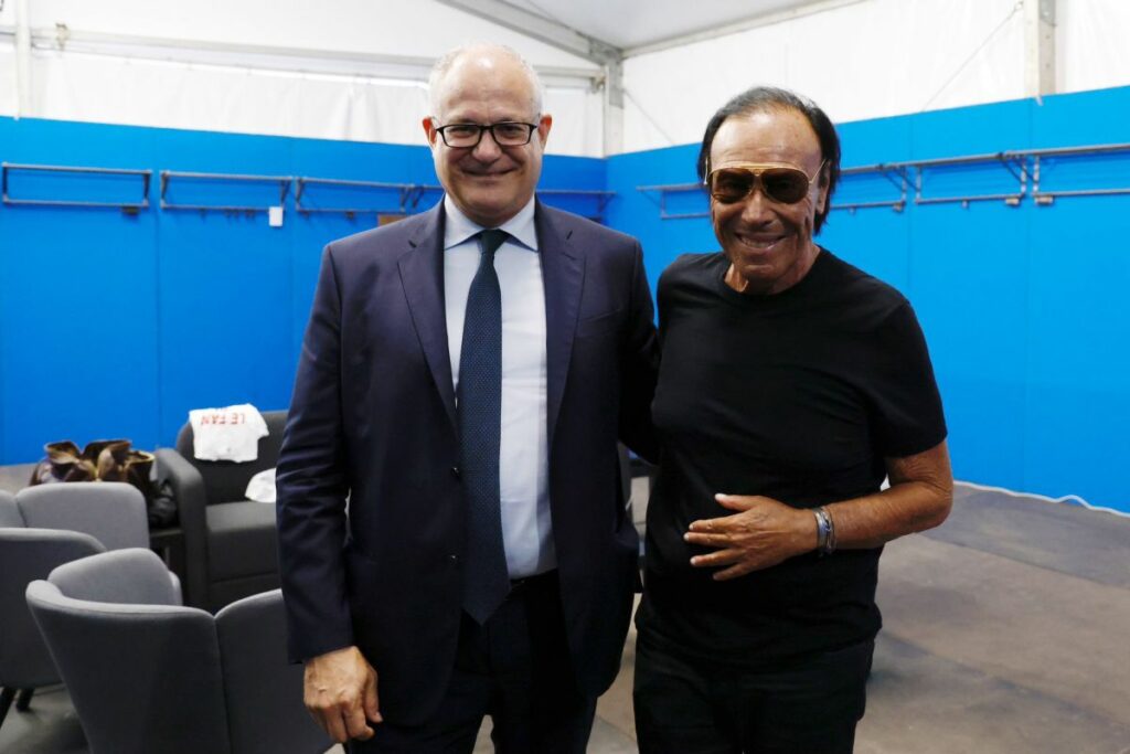 L’omaggio di Antonello Venditti alla Lupa Capitolina