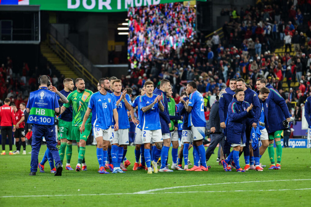 I giocatori dell'Italia (DI LORENZO (N°2) e compagni di squadra) durante la partita di calcio della...