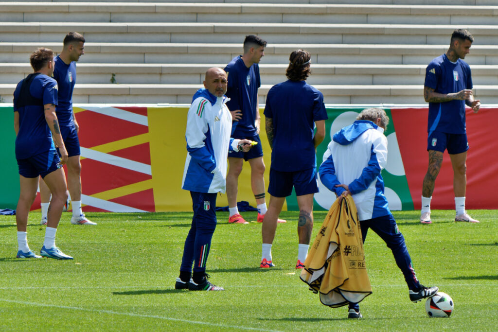 Luciano Spalletti, allenatore capo dell'Italia durante l'UEFA Euro 2024 - sessione di allenamento...