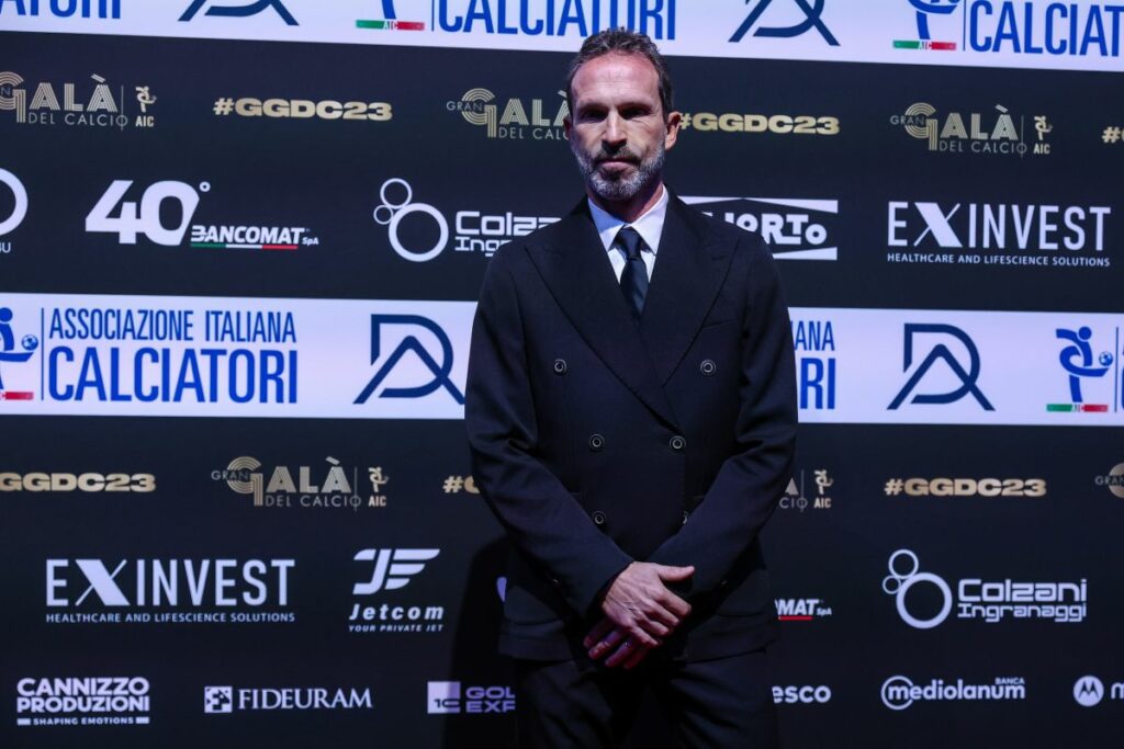 Il calendario internazionale è sovraccarico