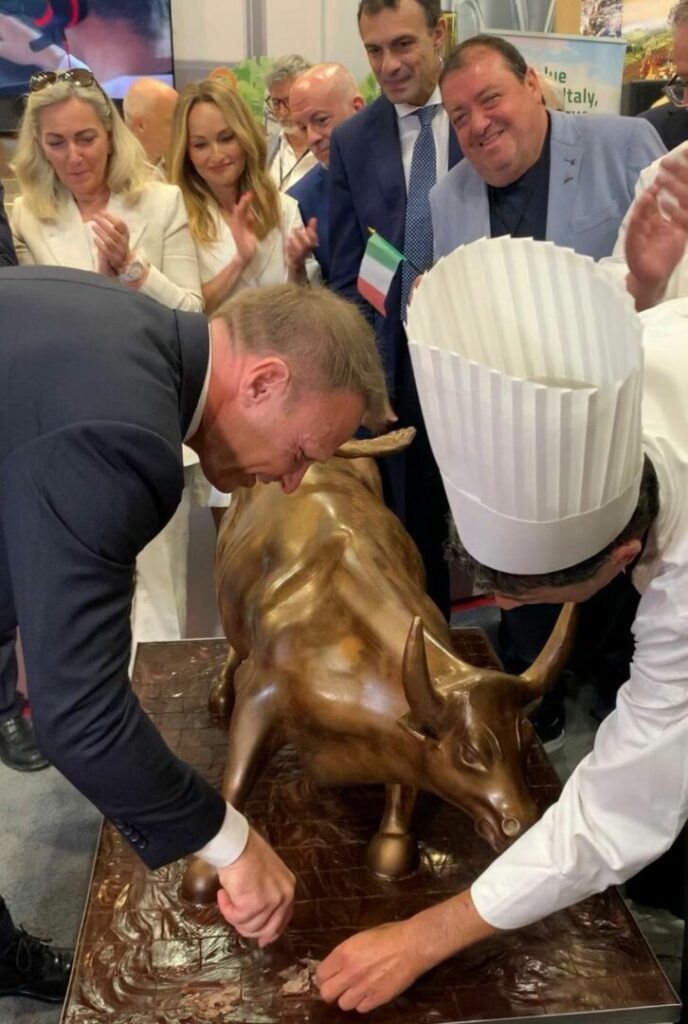 Il Toro di Wall Street di cioccolato: l’omaggio di Fiasconaro al Fancy Food