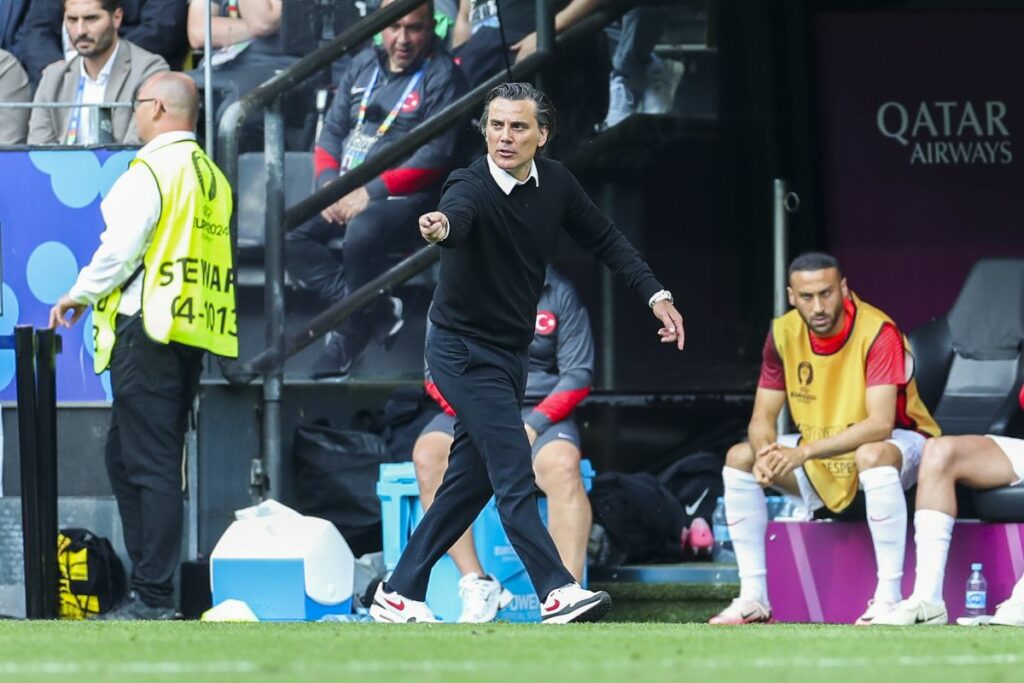 Montella e i suoi attaccanti sconfitti dalla Repubblica Ceca con il punteggio di 2-1