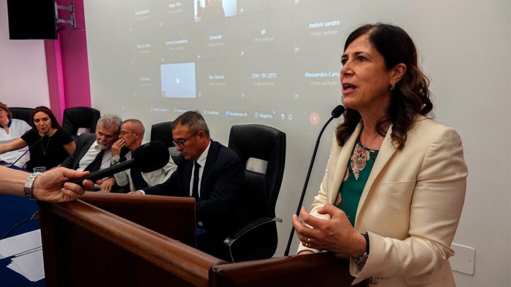 Convocazione di una conferenza sociosanitaria all’Ospedale di Nuoro, Todde