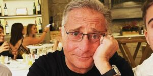 Durante una recente intervista al podcast Passa dal Bsmt di Gianluca Gazzoli, Paolo Bonolis, 63...