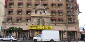 Il Cecil Hotel, situato nel cuore di Los Angeles, ha guadagnato una triste notorietà come uno degli...