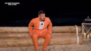 Dopo aver messo fine al falò di confronto con Alessia a Temptation Island 2024, Lino si è sentito...