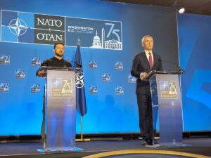 Il futuro dell’Ucraina risiede nella NATO – Stoltenberg