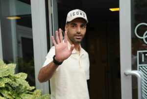 Mehdi Taremi, il nuovo acquisto attaccante dell'Inter e della Nazionale dell'Iran, è arrivato a...