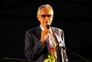 30 anni di carriera di Andrea Bocelli celebrati con il Pegaso d’Oro