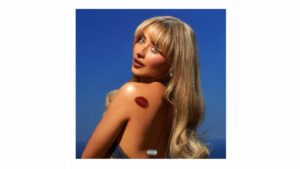 In attesa dell'uscita del nuovo album di Sabrina Carpenter intitolato "Short n' Sweet", che sarà...