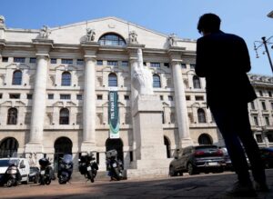 Milano apre in positivo: Ftse Mib in rialzo dello 0,27%