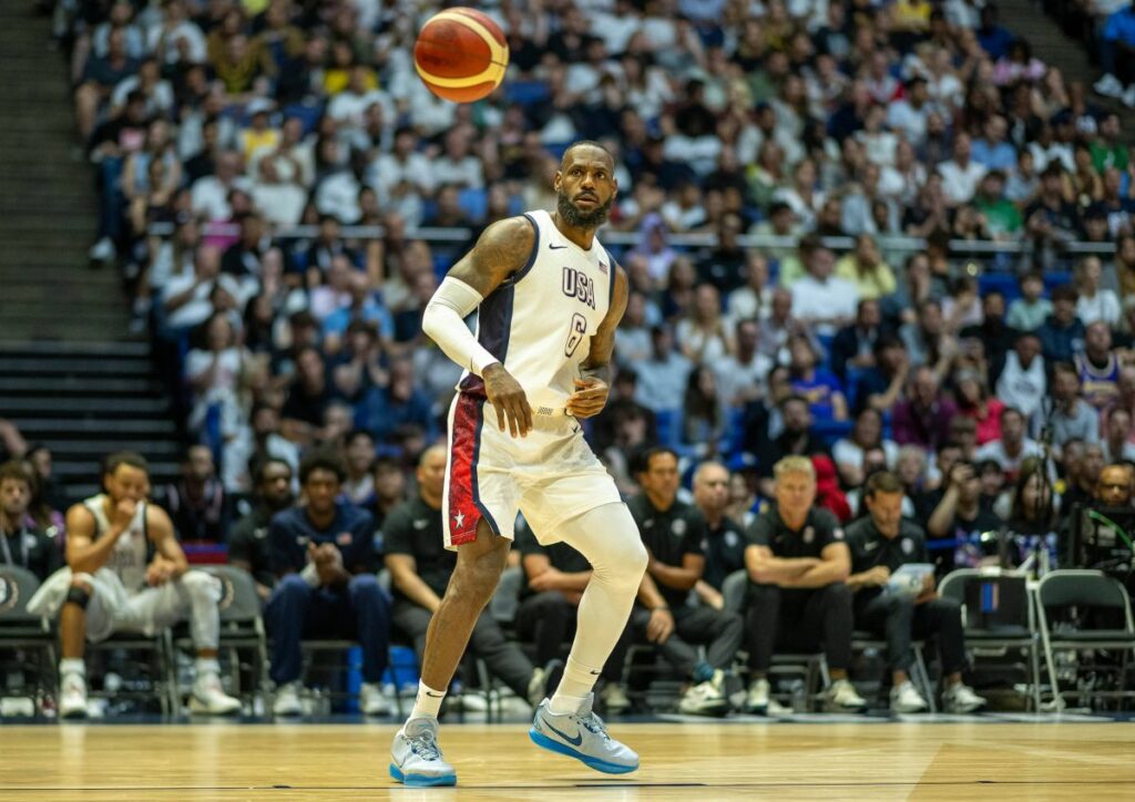 LeBron James (USA, 06), GBR, USA vs. Germany, Basketball, Test match, Olympic preparation, 2024 2025...