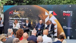 Il Piano Mattei rappresenta un approccio paritario tra l'Italia e le regioni africane, basato su un...