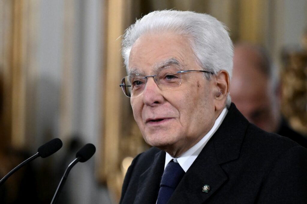 Il Presidente della Repubblica, Sergio Mattarella, ha incontrato la squadra di Coppa Davis a Parigi...