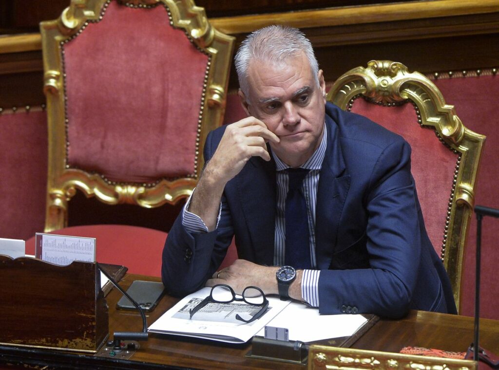 Il 16 novembre 2022 al Senato si è tenuta un'informativa urgente del Ministro dell'Interno sulla...