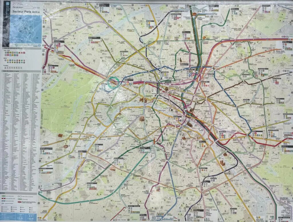 PARIGI (FRANCIA) - A poche ore dall'apertura dei Giochi Olimpici, la SNCF (Société Nationale des...