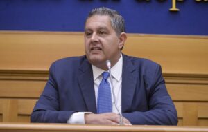 La Procura richiede il giudizio immediato per Toti