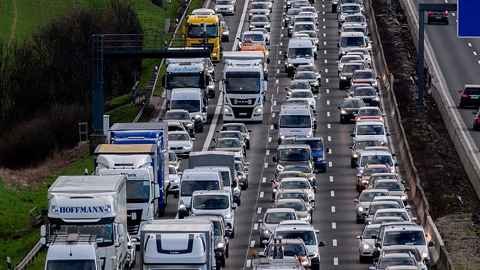 I Paesi dell’Unione Europea più distanti dagli obiettivi di emissione per il 2030: Italia, Germania, Francia.