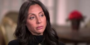 Vicky Cornell, vedova di Chris Cornell, rapinata e aggredita in centro a Roma