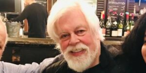Il noto ambientalista canadese Paul Watson, all'età di 73 anni, è stato recentemente arrestato in...