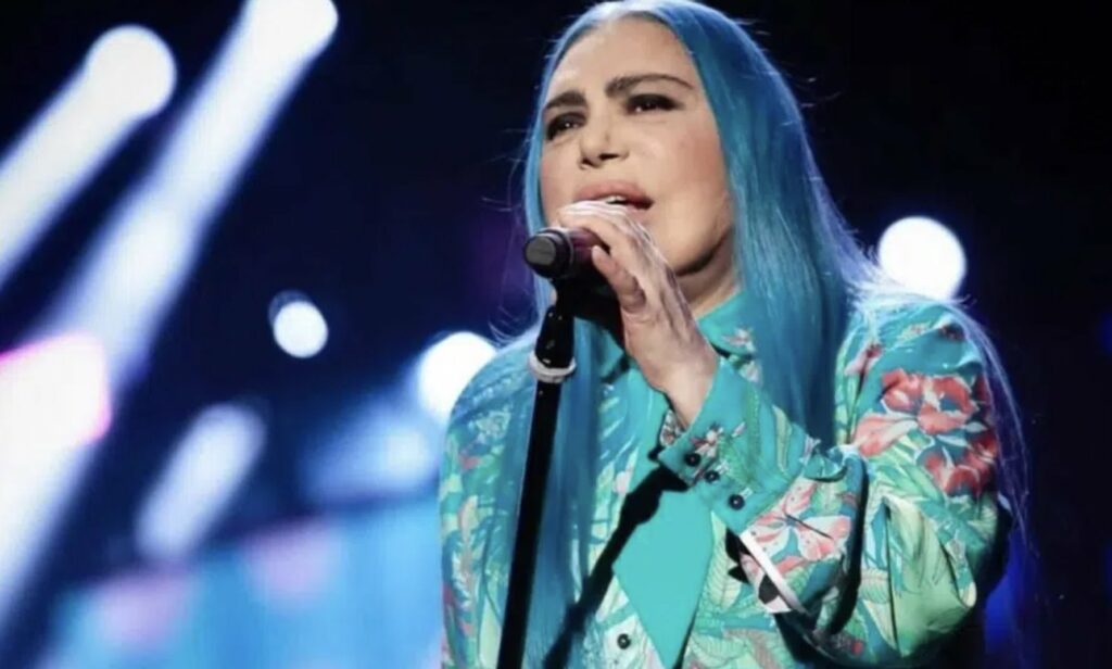 Loredana Bertè ha un messaggio speciale da mandare a Taylor Swift: "La canzone 'Sei Bellissima' è...