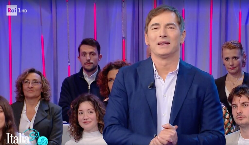 Nel corso della presentazione dei palinsesti Rai per il biennio 2024-2025, i dirigenti della TV di...