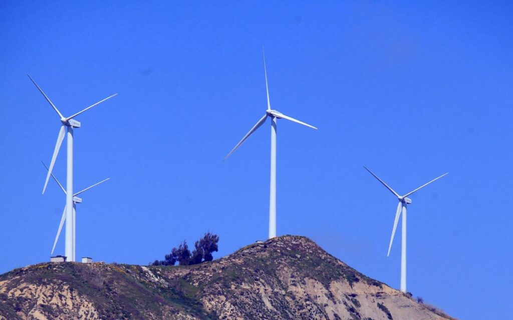 Stop agli impianti di energie rinnovabili in Sardegna per 18 mesi