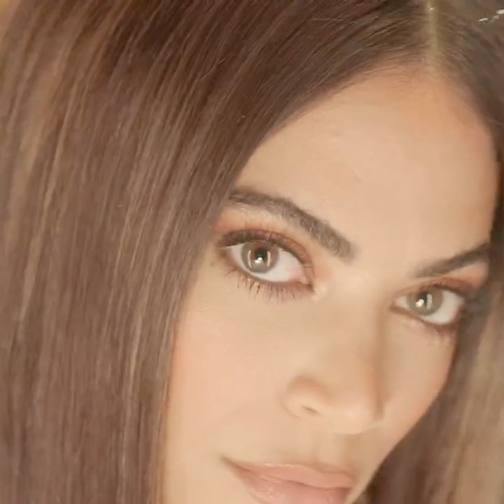 Elodie Ci siamo
Finalmente posso farvi vedere la mia collezione make-up, creata con Se...