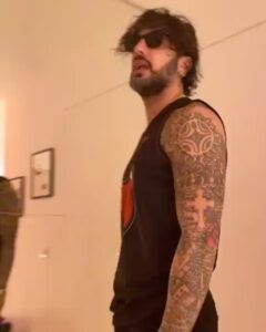 Fabrizio Corona, MIAMI È AI DOMICILIARI…. su Instagram incanta i suoi fan