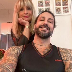 Fabrizio Corona, IN AMORE …. su Instagram “incanta” i suoi fan