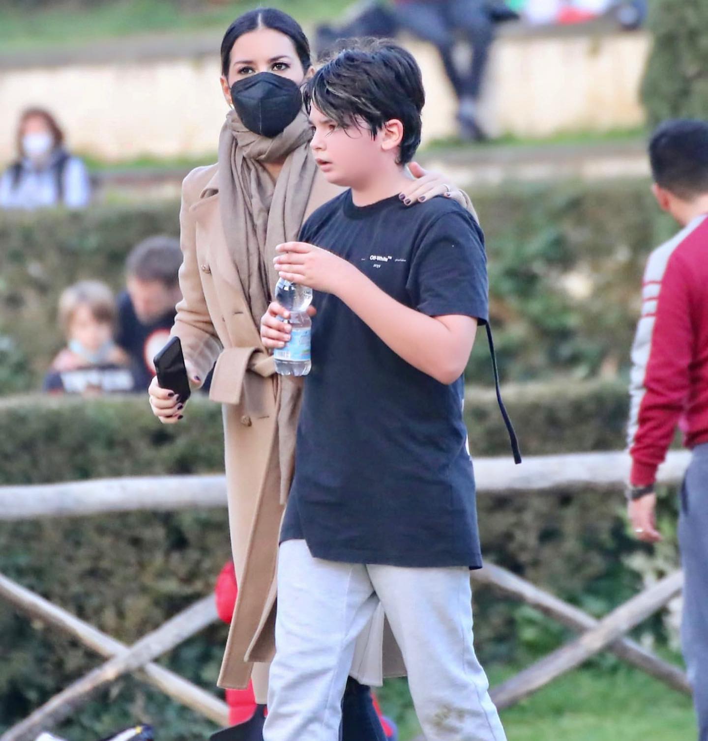 Elisabetta Gregoraci Io&te ..
.
.
....