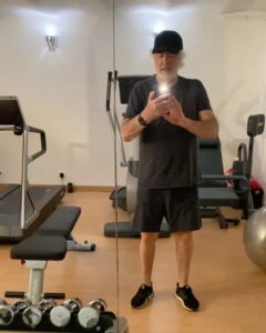 Ciao cari lettori, oggi vi racconterò la storia di un personaggio che divide le opinioni, un po'...