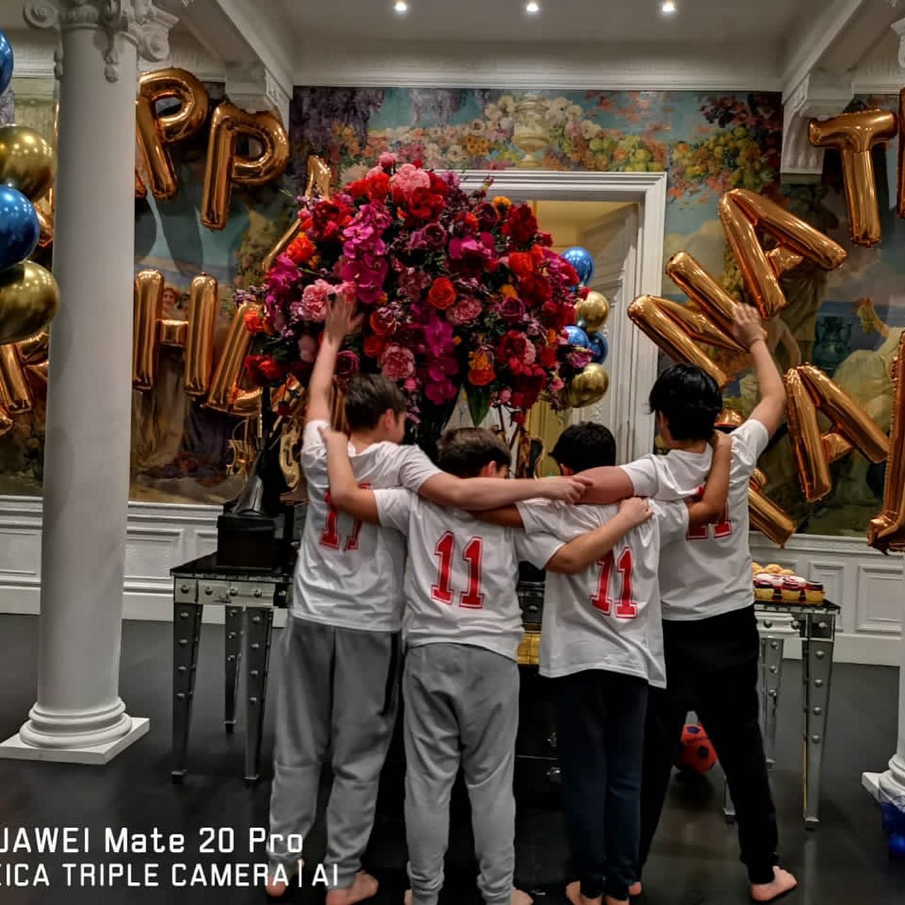 Elisabetta Gregoraci Buon compleanno Amore Mio...