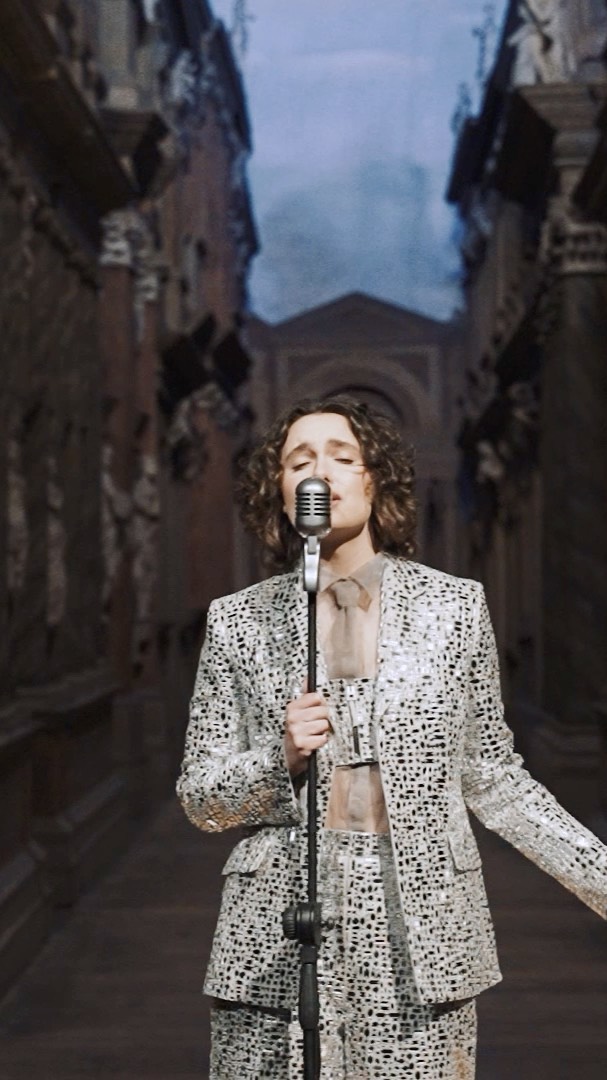 Madame Un sogno.
Grazie • “MADAME” il mio primo album, fuori ora....