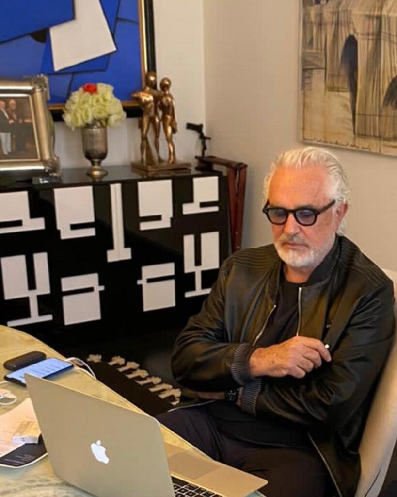 Flavio Briatore, Le videochiamate del Lunedì…… su Instagram delizia i suoi fan